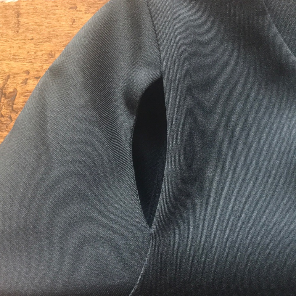Dress - Picture 3 of 4